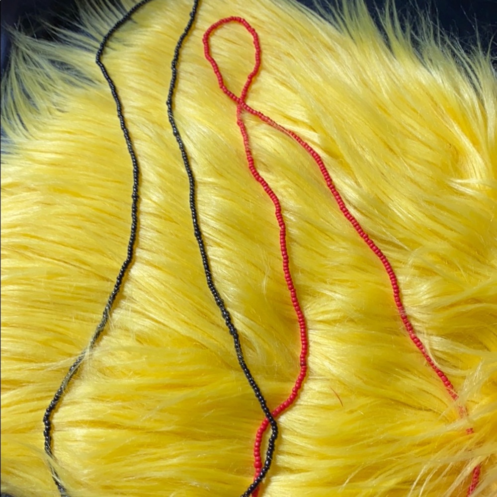 RED AND BLACK WAIST BEADS